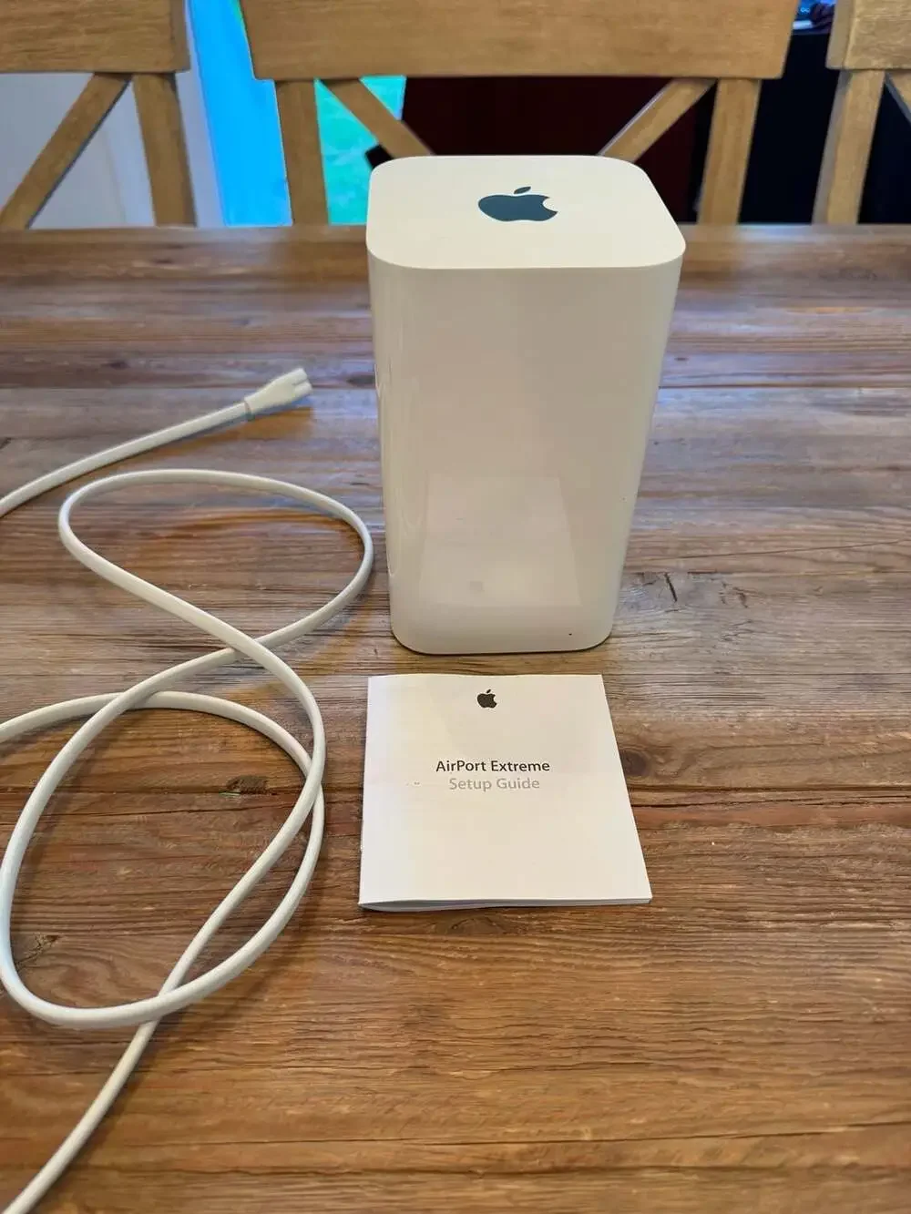 Apple AirPort Extreme 802.11ac Wi-Fi Base Station Model A1521